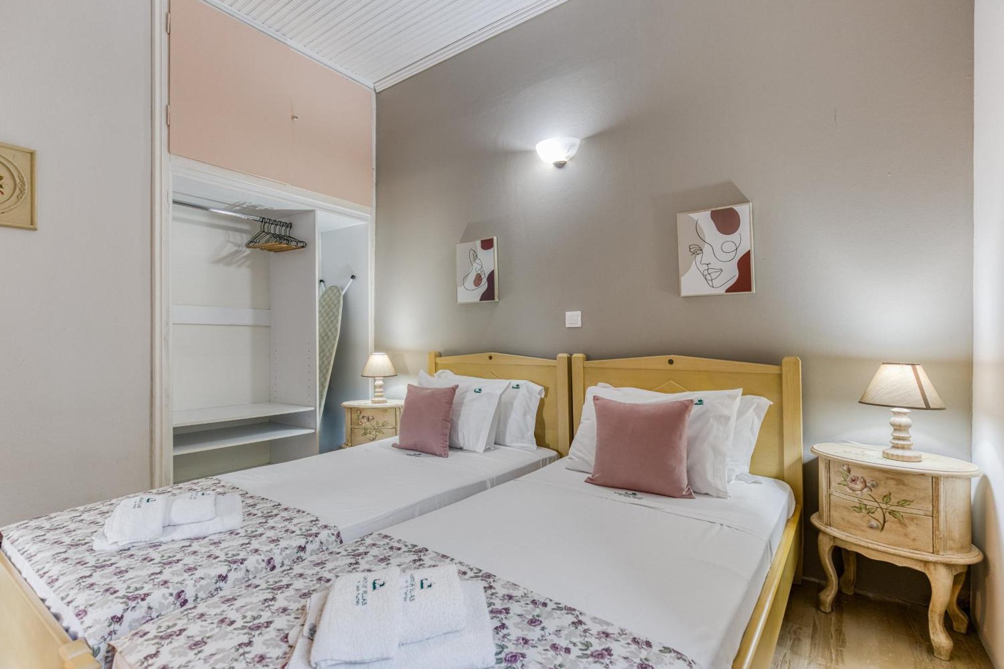 Villa Angeliki By Tsiolis Family Katávolos Esterno foto