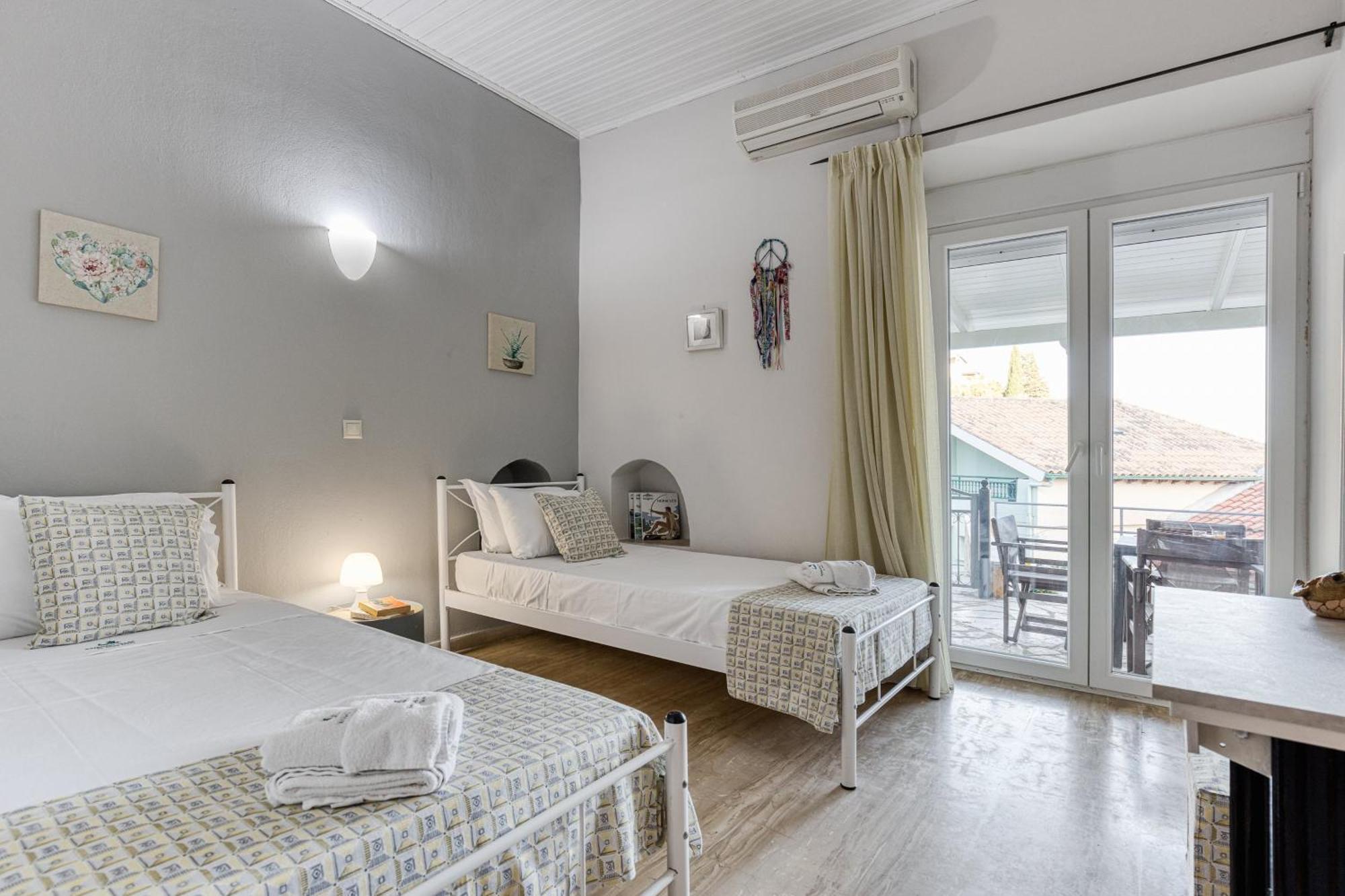 Villa Angeliki By Tsiolis Family Katávolos Esterno foto